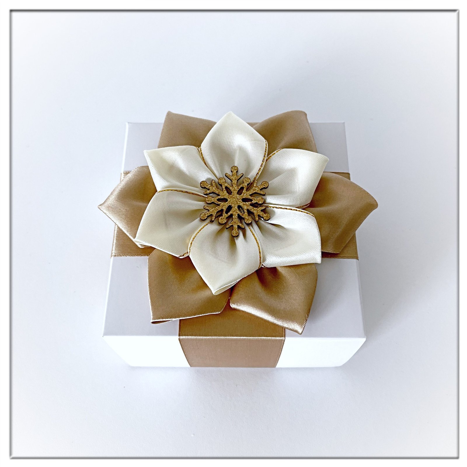 Kalėdoms kalėdinės dovanos internetu