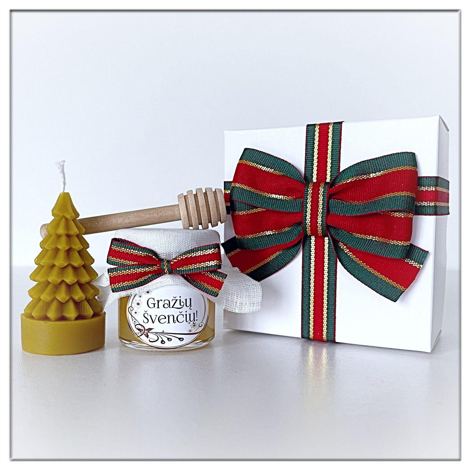 Dekoruotas kalėdinis medaus rinkinys