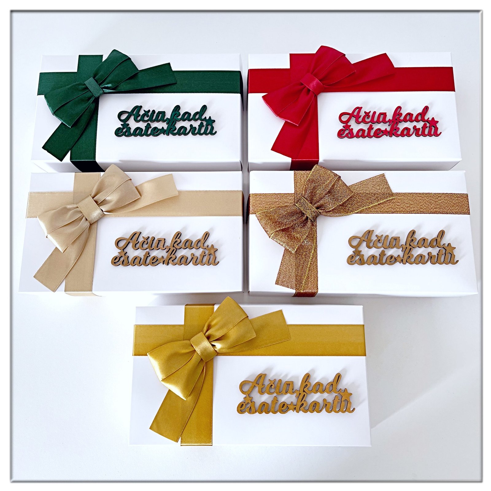 Dovanų dėžutės ir rinkiniai