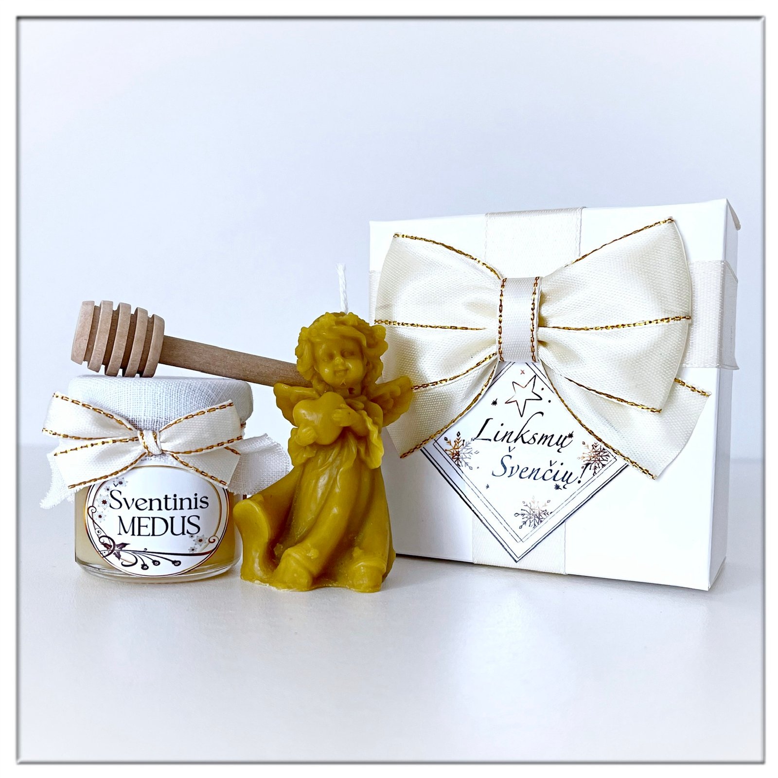 Linksmų švenčių sveikinimas kalėdinis